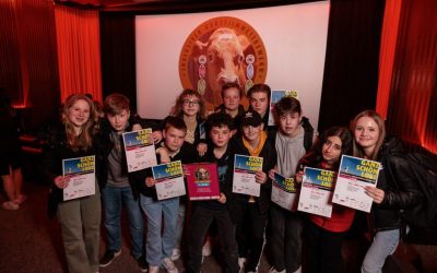 „Alle außer uns“ – die 8-4 gewinnt den niedersächsischen Filmwettbewerb
